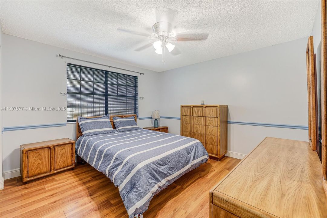 For Sale: $639,900 (4 beds, 2 baths, 2413 Square Feet)