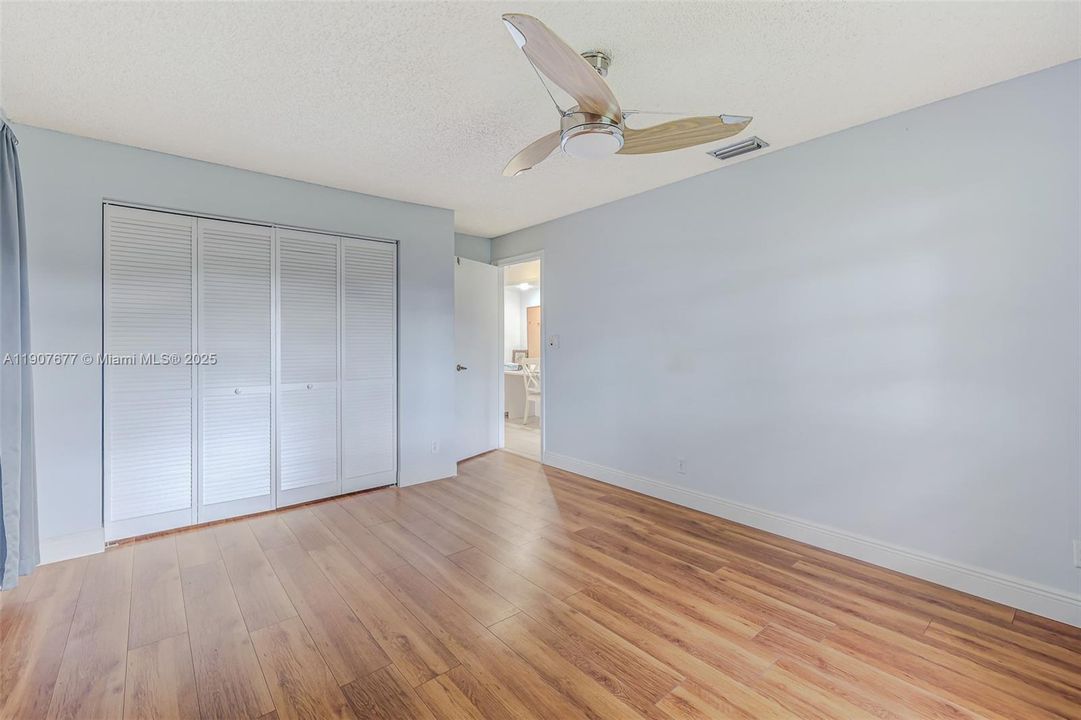 For Sale: $639,900 (4 beds, 2 baths, 2413 Square Feet)