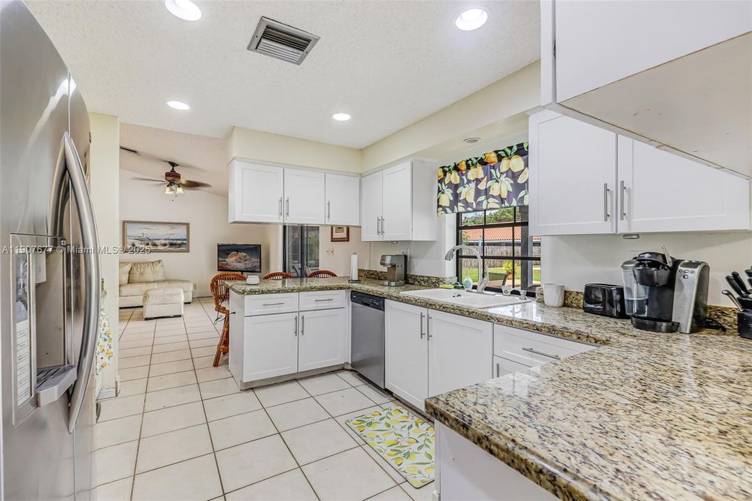 For Sale: $639,900 (4 beds, 2 baths, 2413 Square Feet)