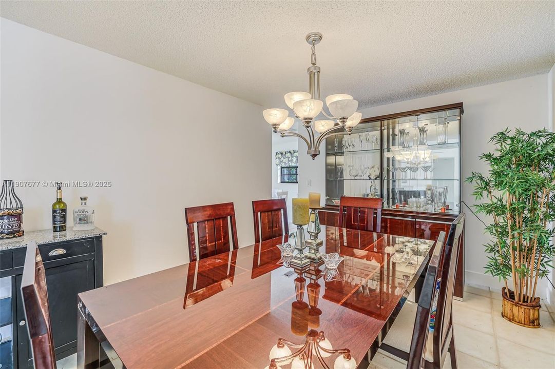 For Sale: $639,900 (4 beds, 2 baths, 2413 Square Feet)