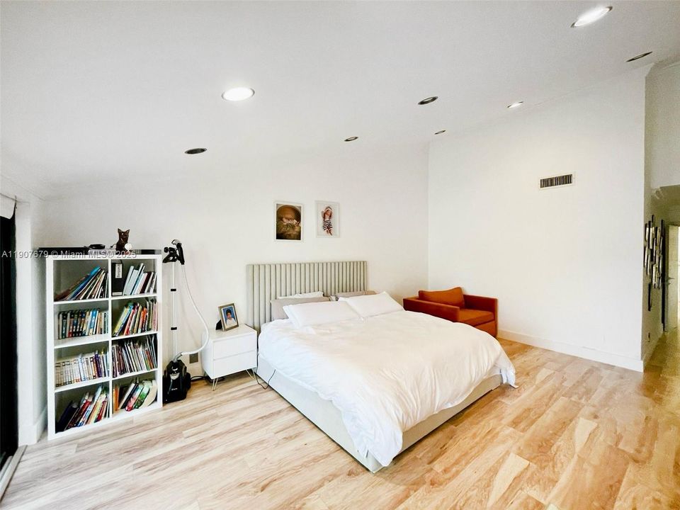 待售: $859,000 (3 贝兹, 2 浴室, 2032 平方英尺)