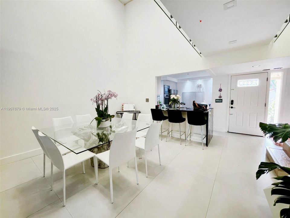 待售: $859,000 (3 贝兹, 2 浴室, 2032 平方英尺)