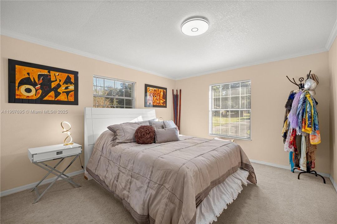 待售: $790,000 (3 贝兹, 2 浴室, 2190 平方英尺)