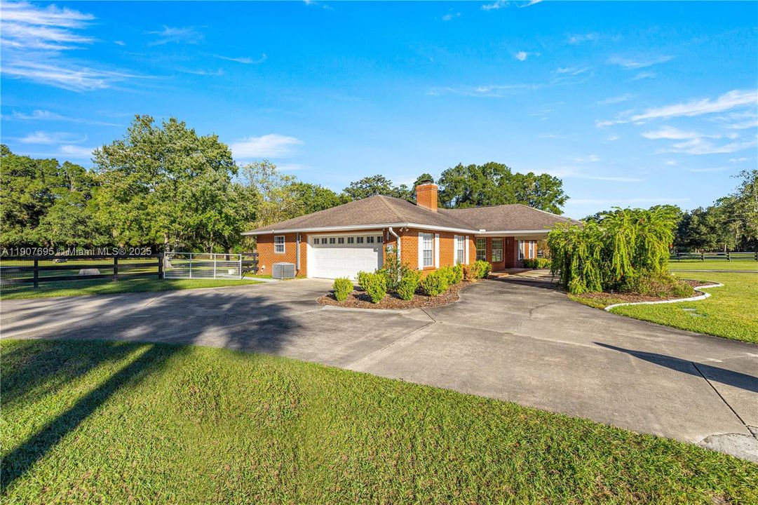 待售: $790,000 (3 贝兹, 2 浴室, 2190 平方英尺)