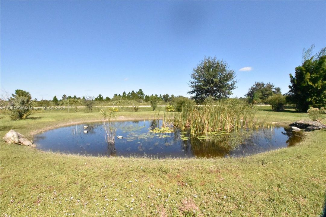 待售: $118,000 (2.50 acres)