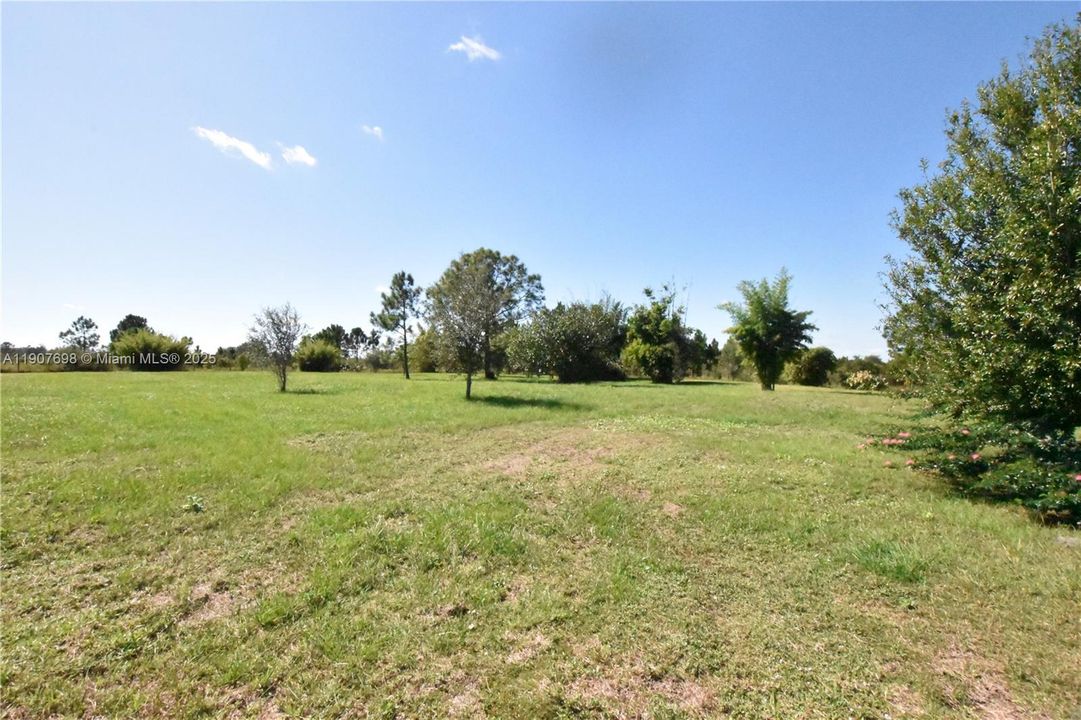 待售: $118,000 (2.50 acres)