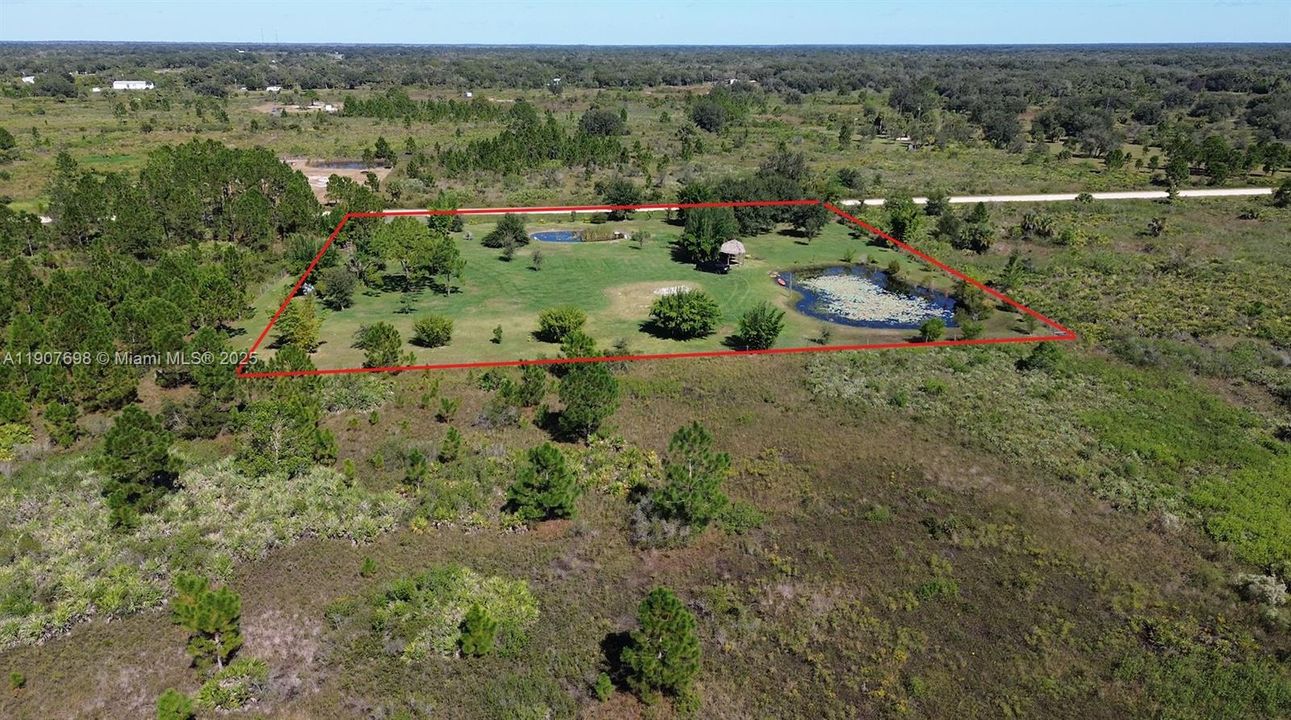 待售: $118,000 (2.50 acres)