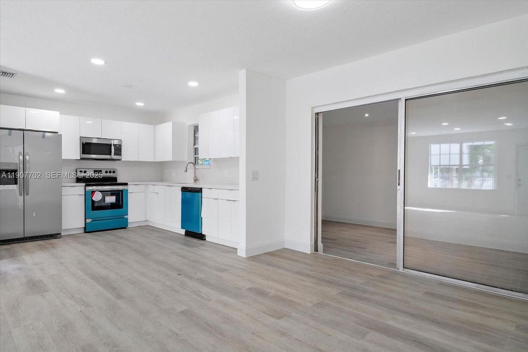 En Venta: $475,000 (3 camas, 2 baños, 1640 Pies cuadrados)