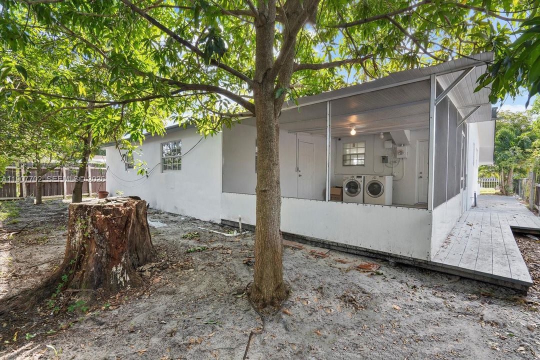 En Venta: $475,000 (3 camas, 2 baños, 1640 Pies cuadrados)