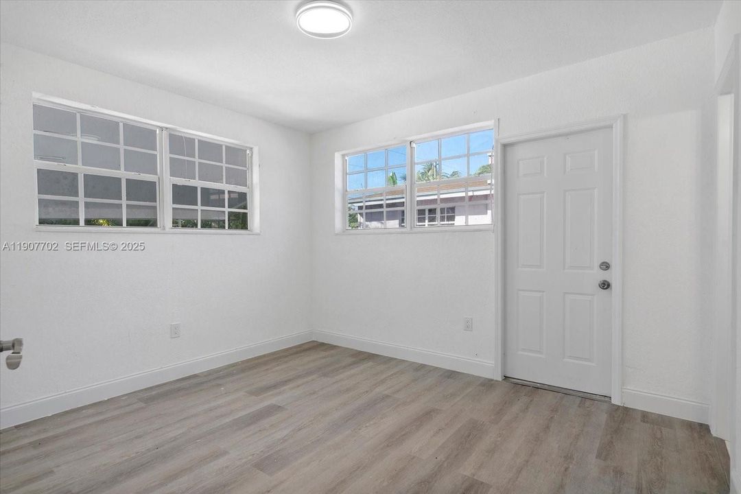 En Venta: $475,000 (3 camas, 2 baños, 1640 Pies cuadrados)