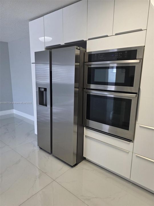 Recientemente alquilado: $2,600 (2 camas, 2 baños, 1221 Pies cuadrados)