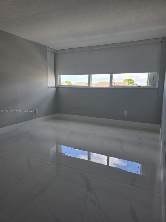 Recientemente alquilado: $2,600 (2 camas, 2 baños, 1221 Pies cuadrados)