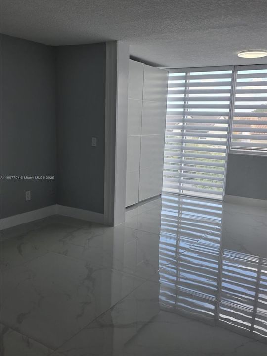 Recientemente alquilado: $2,600 (2 camas, 2 baños, 1221 Pies cuadrados)