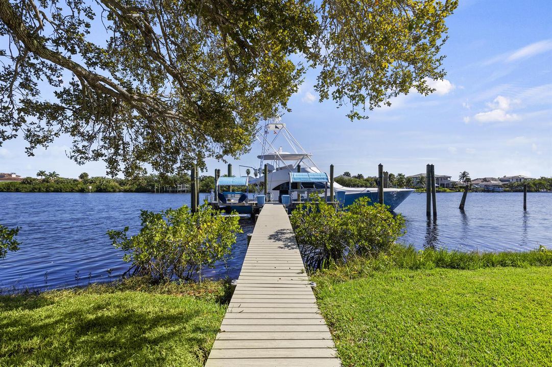 Dock