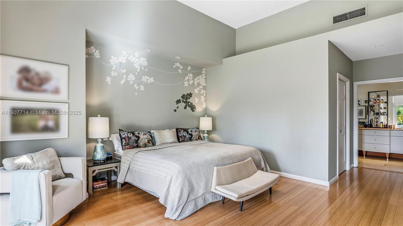 For Sale: $4,800,000 (4 beds, 3 baths, 3783 Square Feet)