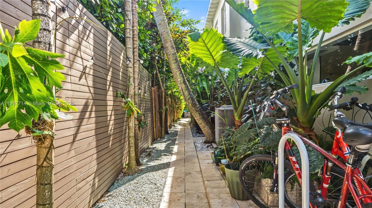 For Sale: $4,800,000 (4 beds, 3 baths, 3783 Square Feet)