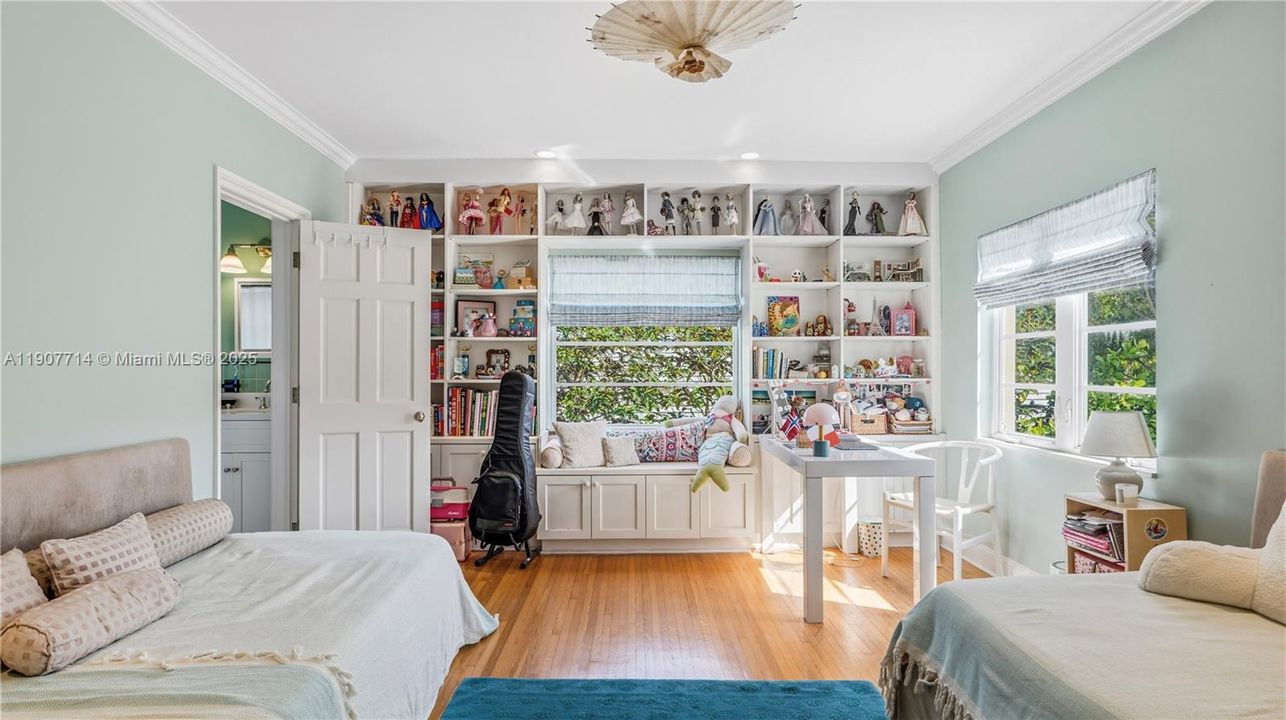 For Sale: $4,800,000 (4 beds, 3 baths, 3783 Square Feet)