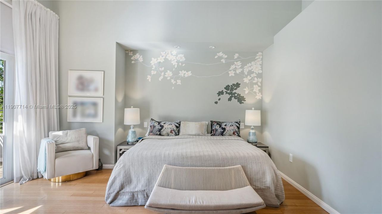 For Sale: $4,800,000 (4 beds, 3 baths, 3783 Square Feet)