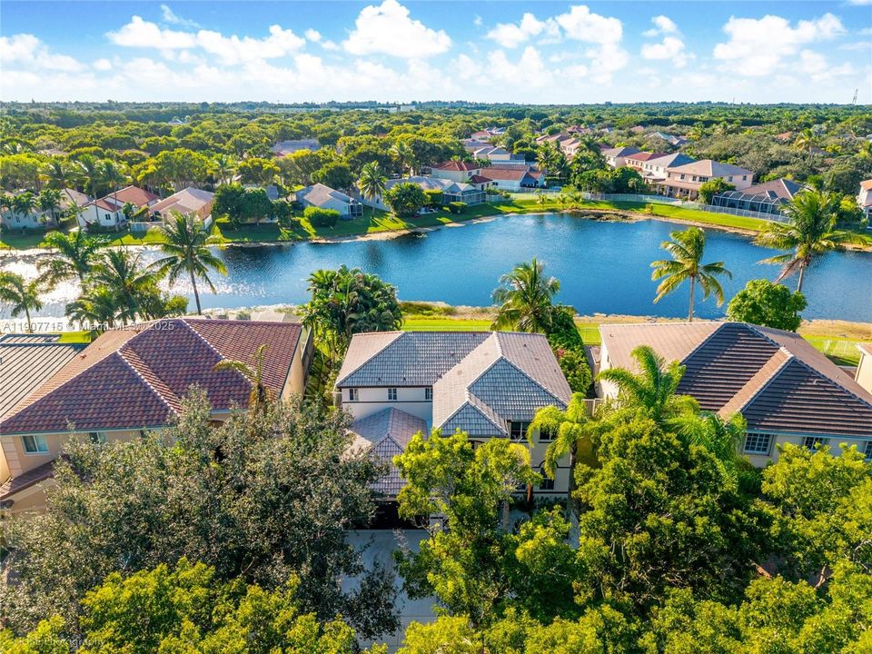 На продажу: $1,245,000 (5 спален, 4 ванн, 2536 Квадратных фут)