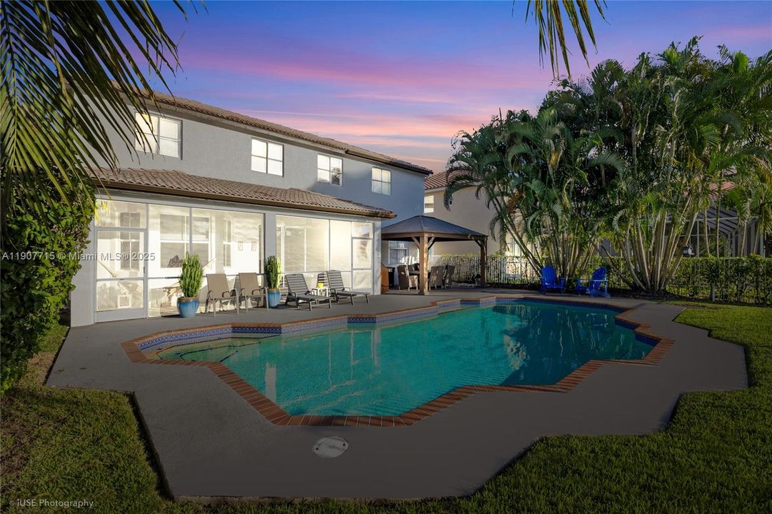 На продажу: $1,245,000 (5 спален, 4 ванн, 2536 Квадратных фут)