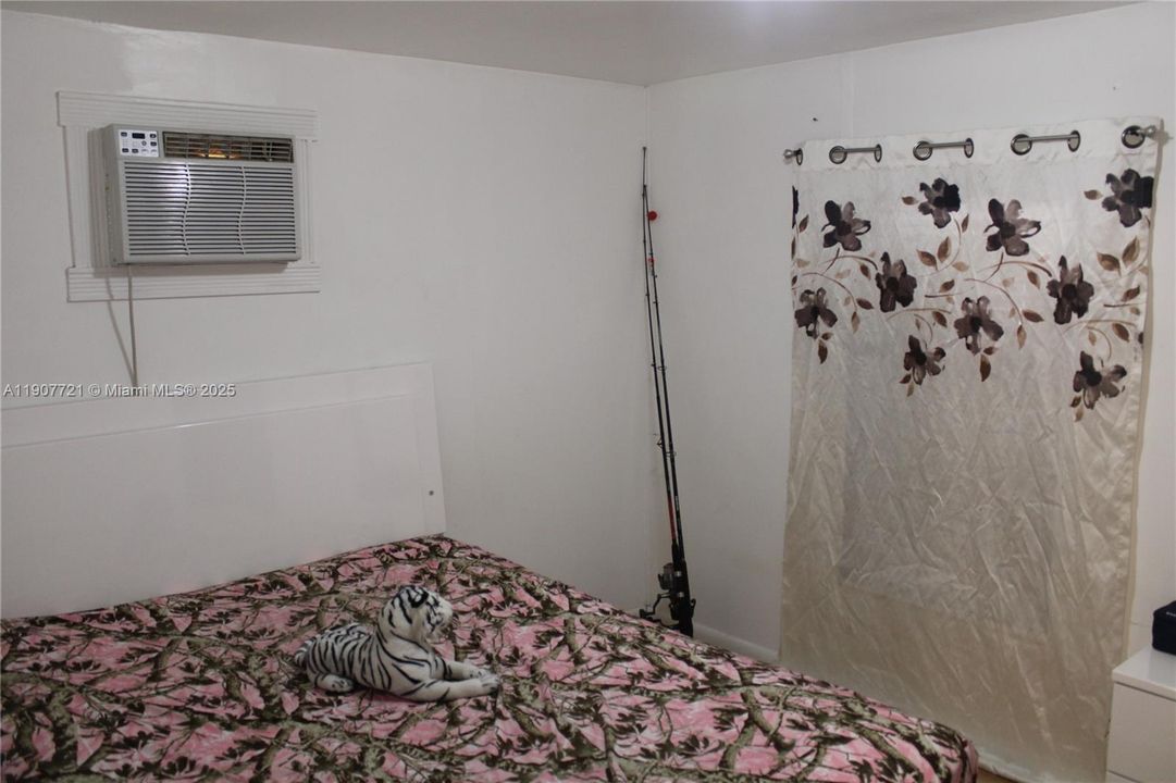 待售: $179,000 (4 贝兹, 3 浴室, 0 平方英尺)