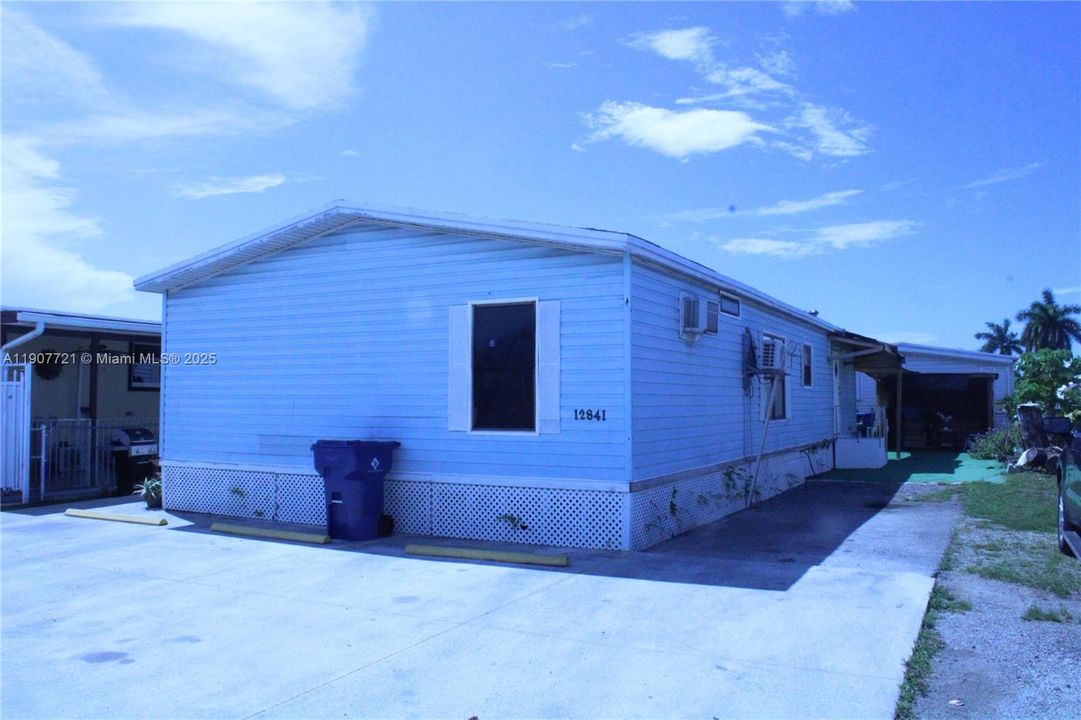 待售: $179,000 (4 贝兹, 3 浴室, 0 平方英尺)