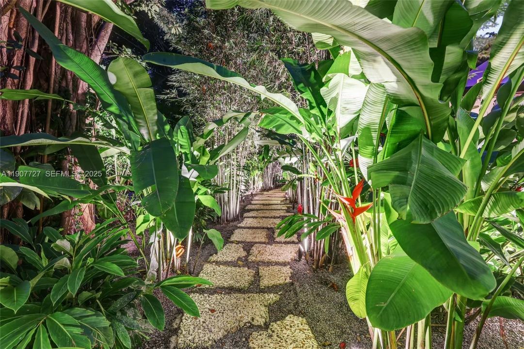 На продажу: $6,500,000 (5 спален, 5 ванн, 0 Квадратных фут)