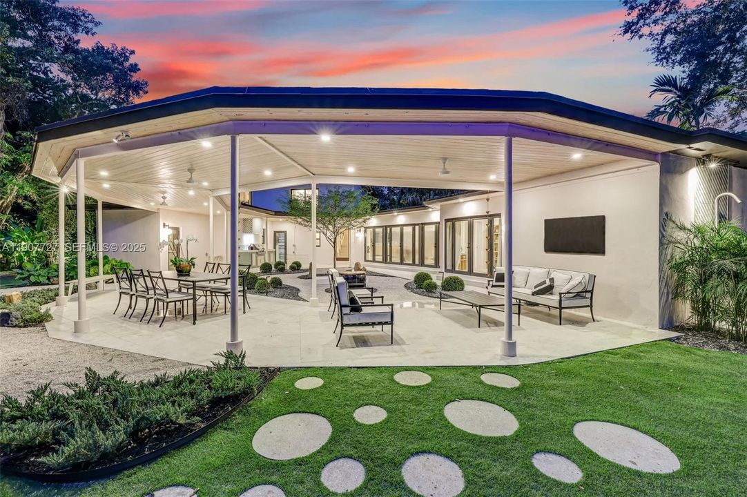 На продажу: $6,500,000 (5 спален, 5 ванн, 0 Квадратных фут)