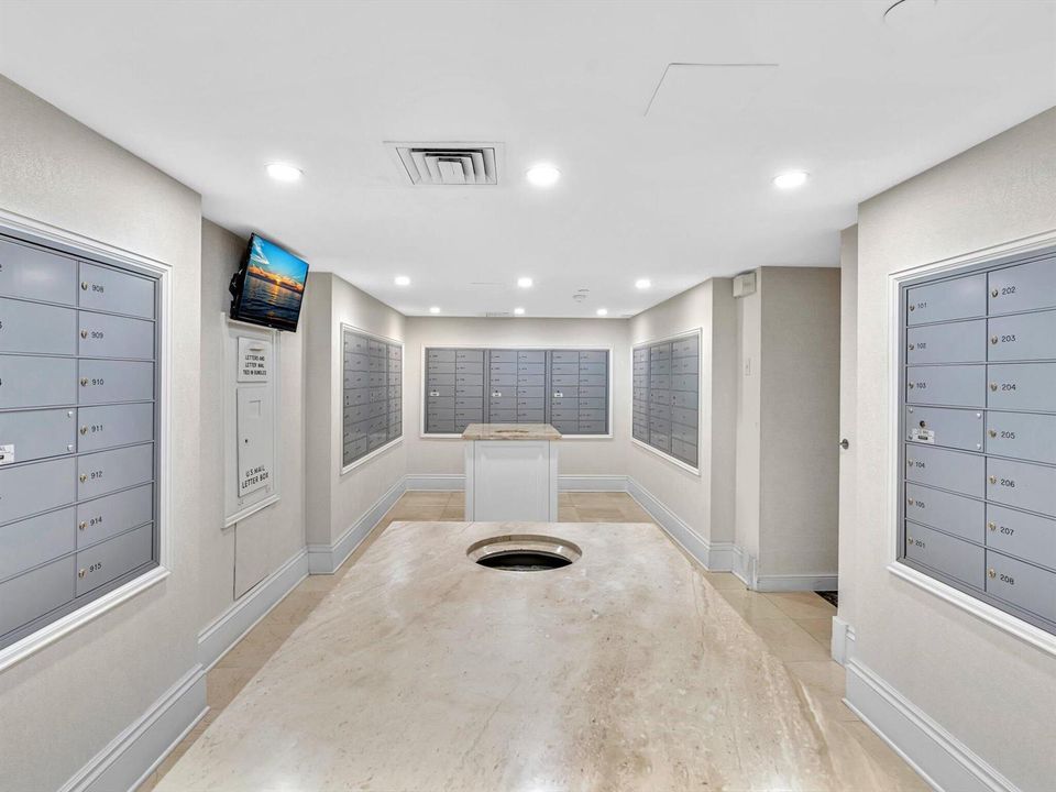 MAILROOM