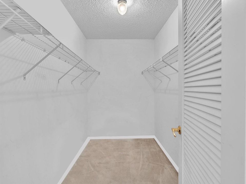 MASTER CLOSET