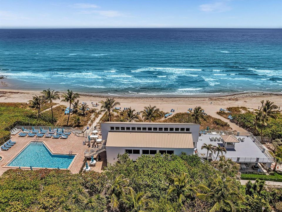 BEACH CLUB AERIAL