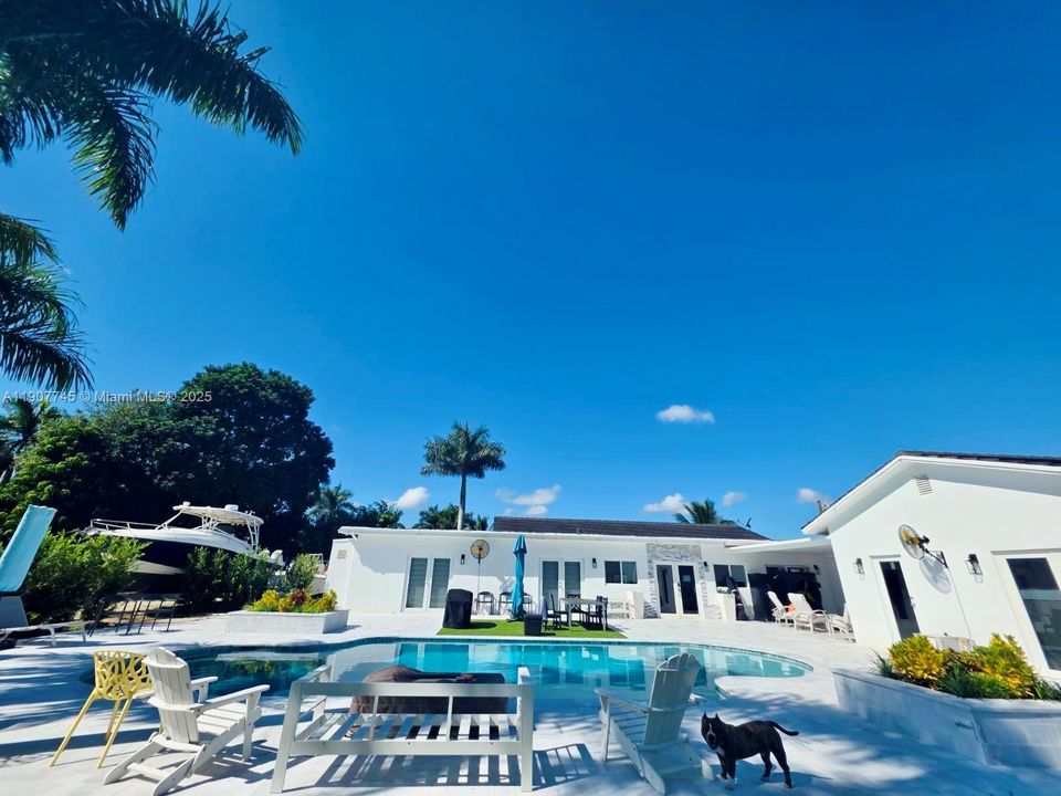 待售: $1,080,000 (4 贝兹, 4 浴室, 2400 平方英尺)