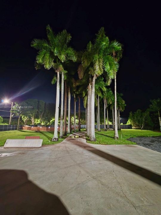 待售: $1,080,000 (4 贝兹, 4 浴室, 2400 平方英尺)