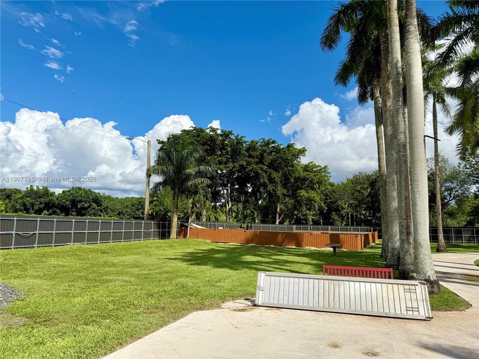 待售: $1,080,000 (4 贝兹, 4 浴室, 2400 平方英尺)