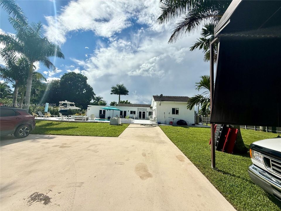 待售: $1,080,000 (4 贝兹, 4 浴室, 2400 平方英尺)