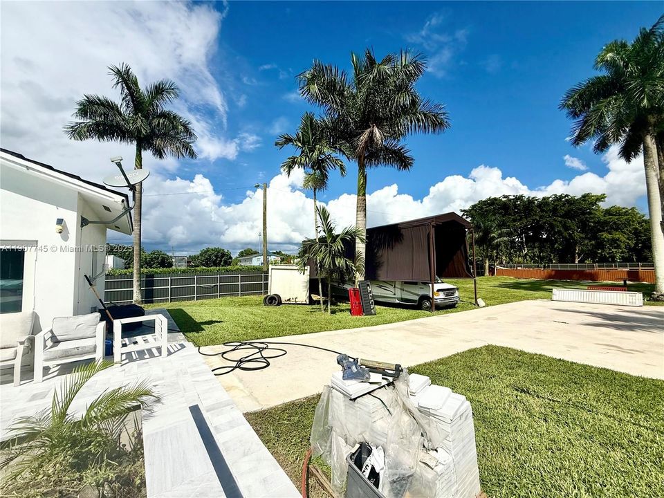 待售: $1,080,000 (4 贝兹, 4 浴室, 2400 平方英尺)