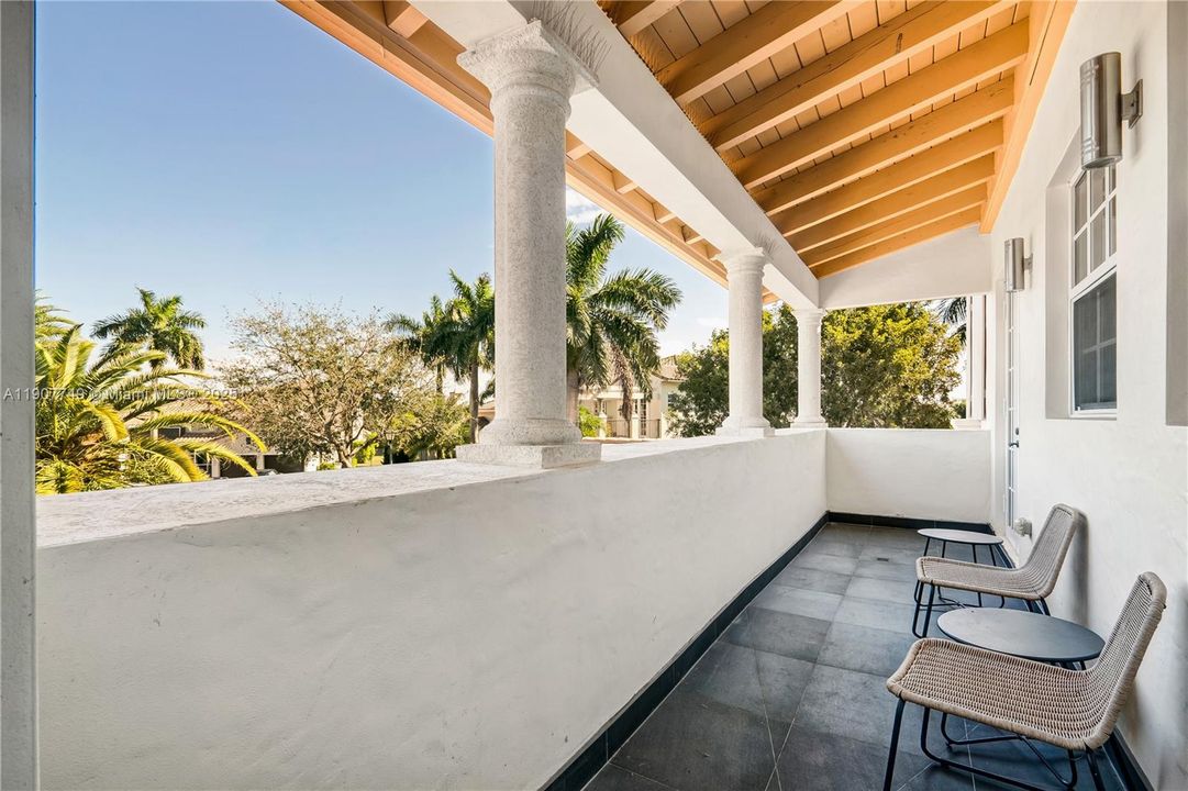 For Rent: $14,000 (6 beds, 5 baths, 5956 Square Feet)