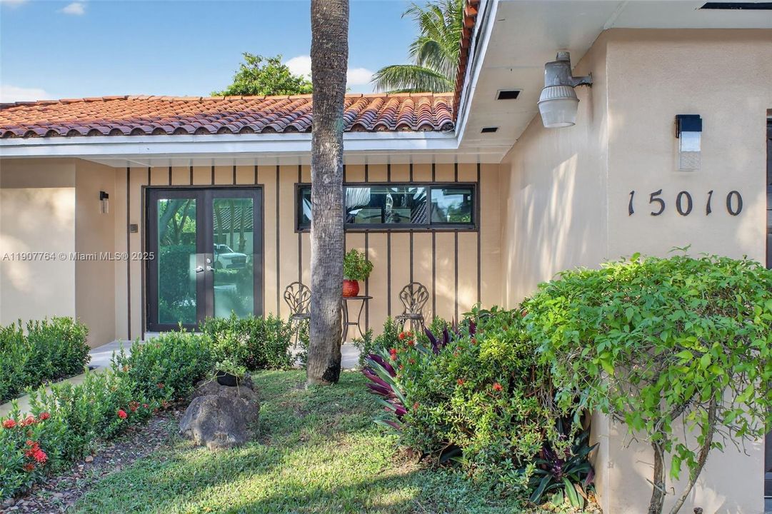 На продажу: $1,399,000 (5 спален, 3 ванн, 2761 Квадратных фут)