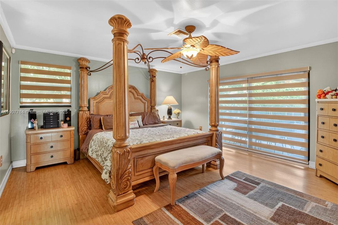 На продажу: $1,399,000 (5 спален, 3 ванн, 2761 Квадратных фут)