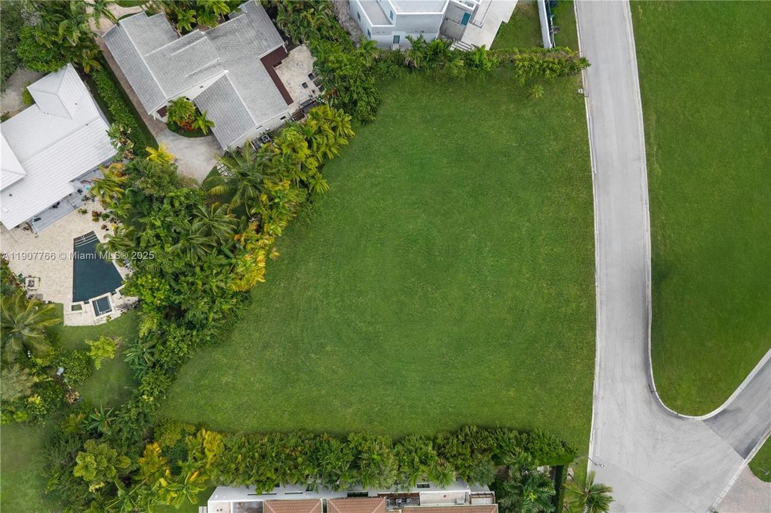 For Sale: $14,500,000 (0.59 acres)