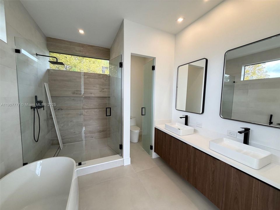 En Venta: $4,750,000 (7 camas, 6 baños, 4010 Pies cuadrados)