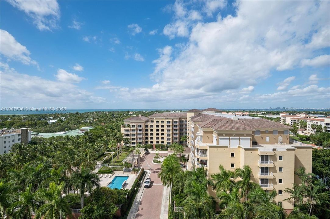 待售: $3,100,000 (2 贝兹, 2 浴室, 2100 平方英尺)