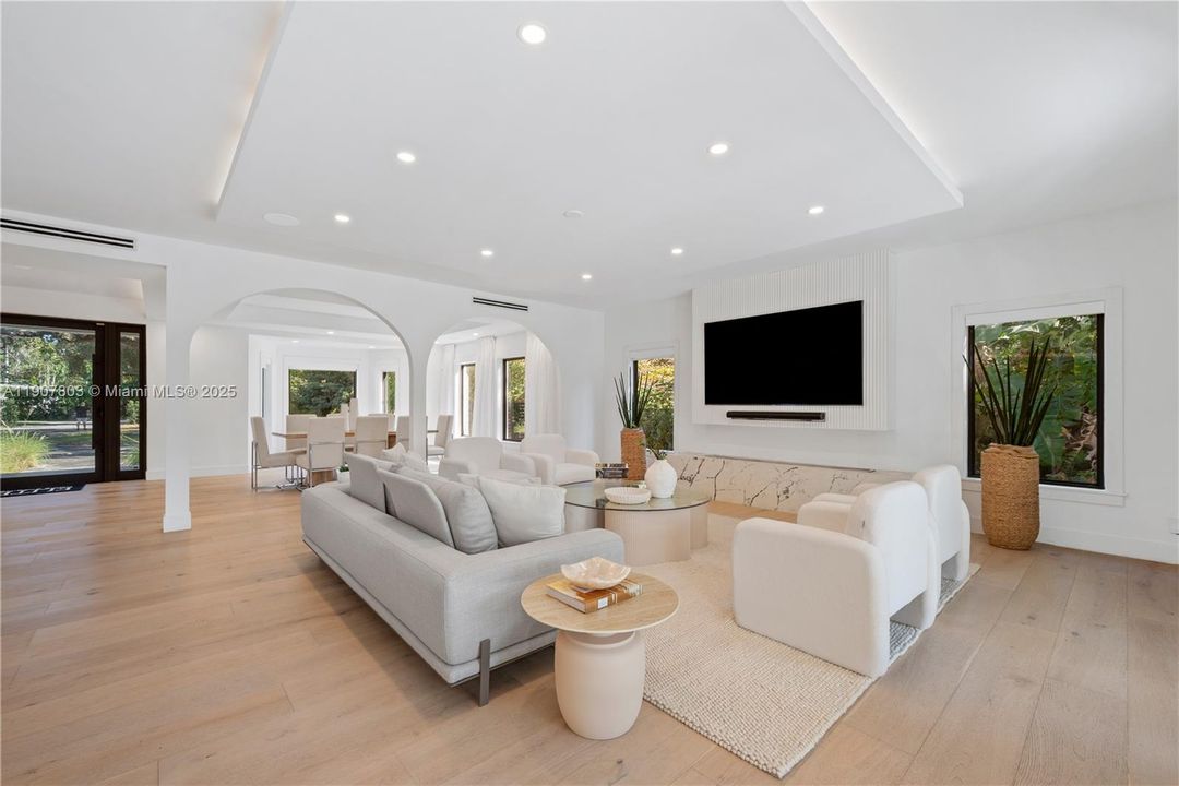 На продажу: $2,900,000 (4 спален, 4 ванн, 3239 Квадратных фут)