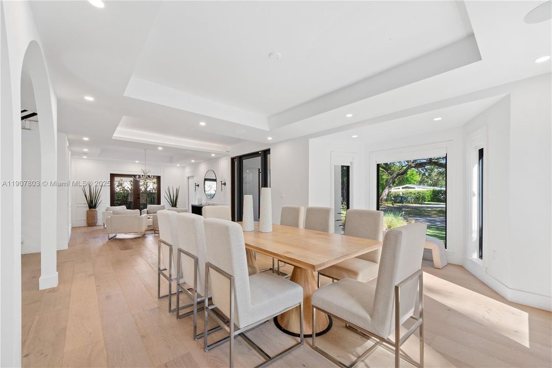 На продажу: $2,900,000 (4 спален, 4 ванн, 3239 Квадратных фут)