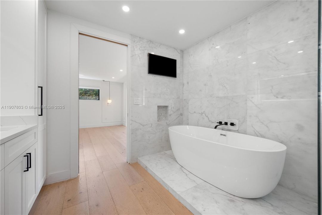 На продажу: $2,900,000 (4 спален, 4 ванн, 3239 Квадратных фут)