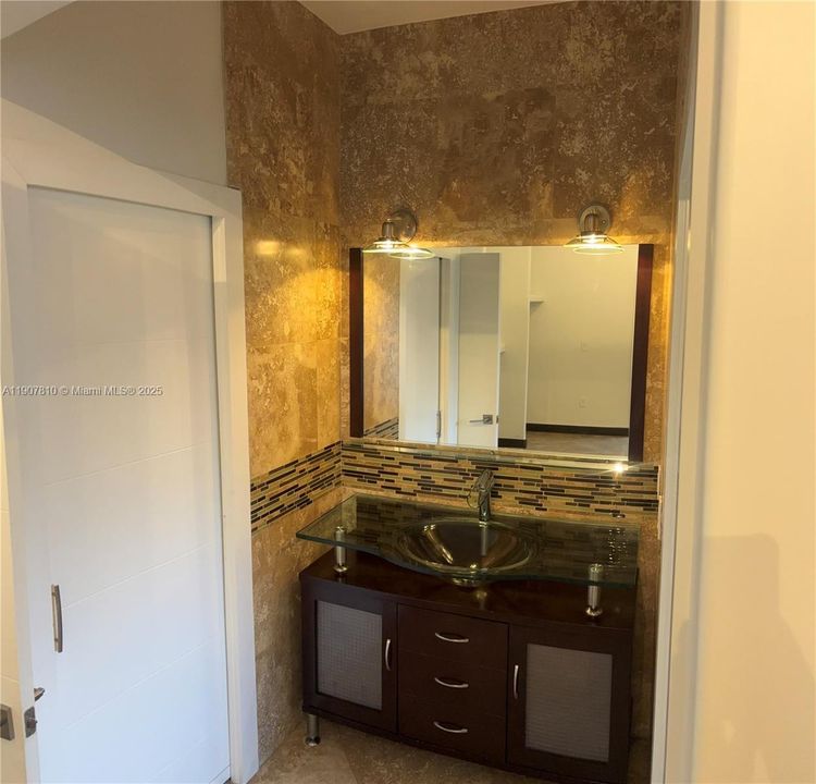 For Rent: $3,300 (3 beds, 2 baths, 1598 Square Feet)