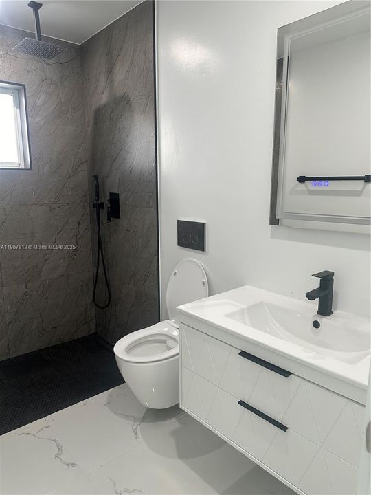 En Venta: $687,000 (0 camas, 0 baños, 1567 Pies cuadrados)