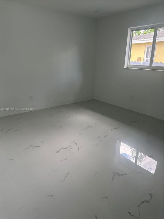 En Venta: $687,000 (0 camas, 0 baños, 1567 Pies cuadrados)