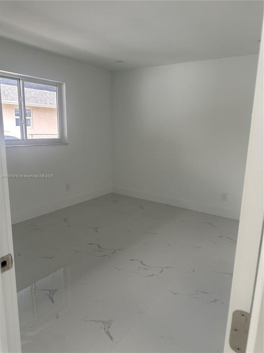 En Venta: $687,000 (0 camas, 0 baños, 1567 Pies cuadrados)