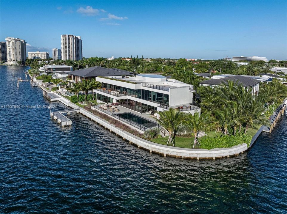 En Venta: $24,999,000 (7 camas, 8 baños, 8652 Pies cuadrados)